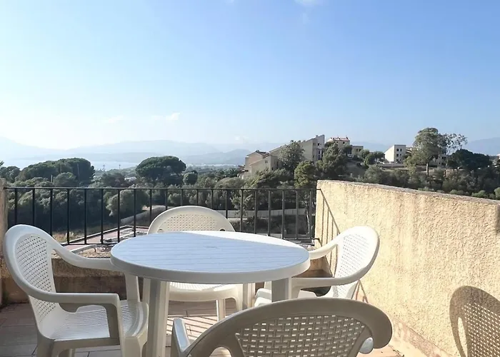 Au Coeur De Porticcio (Corsica)